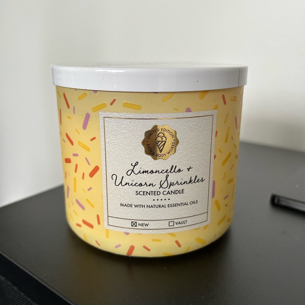 Bath and Body Works Limoncello and Unicorn Sprinkles 3 Wick Candle 14.5oz